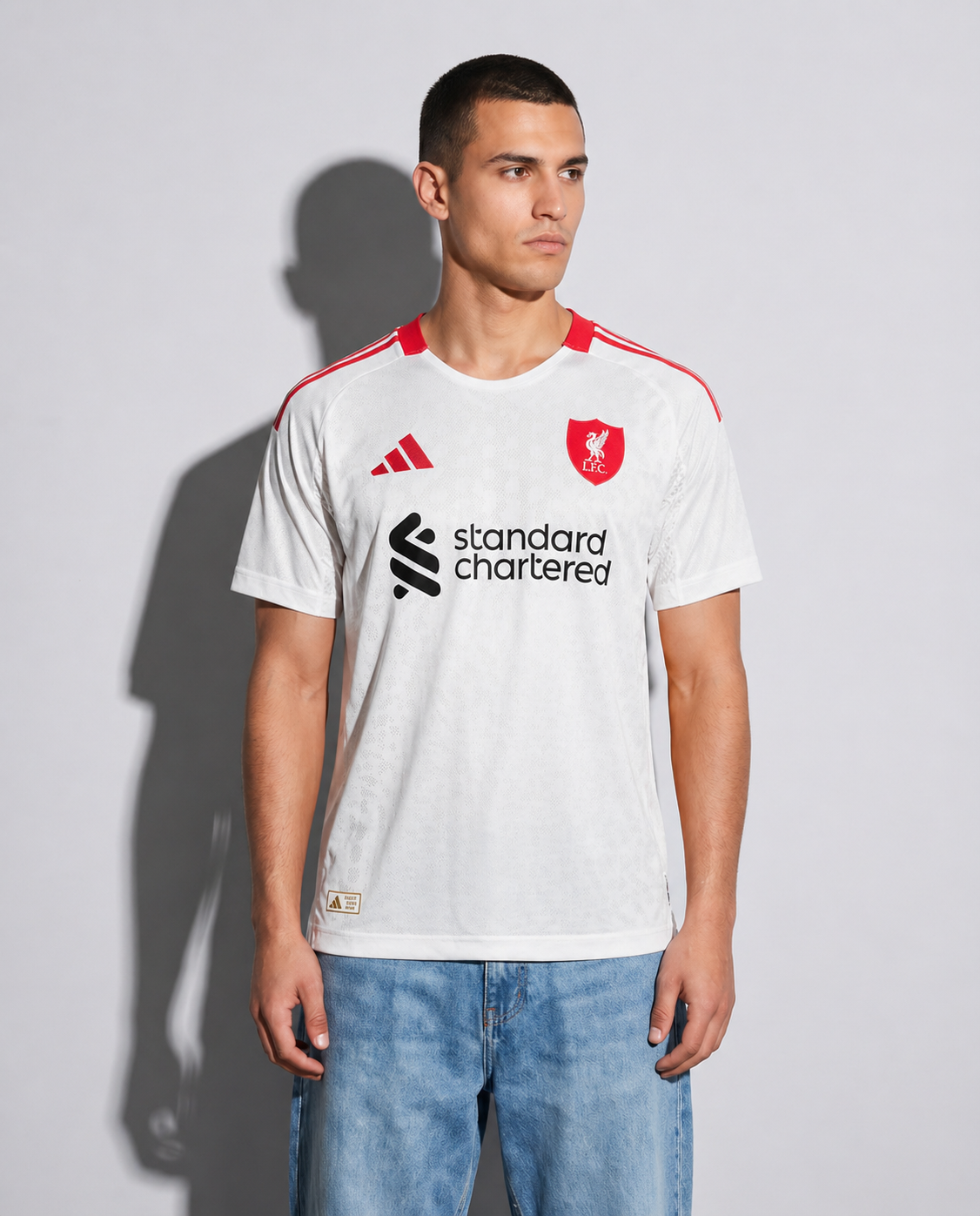 Camiseta visitante del Liverpool 25/26 — La declaración de The Road End - Gallery 1