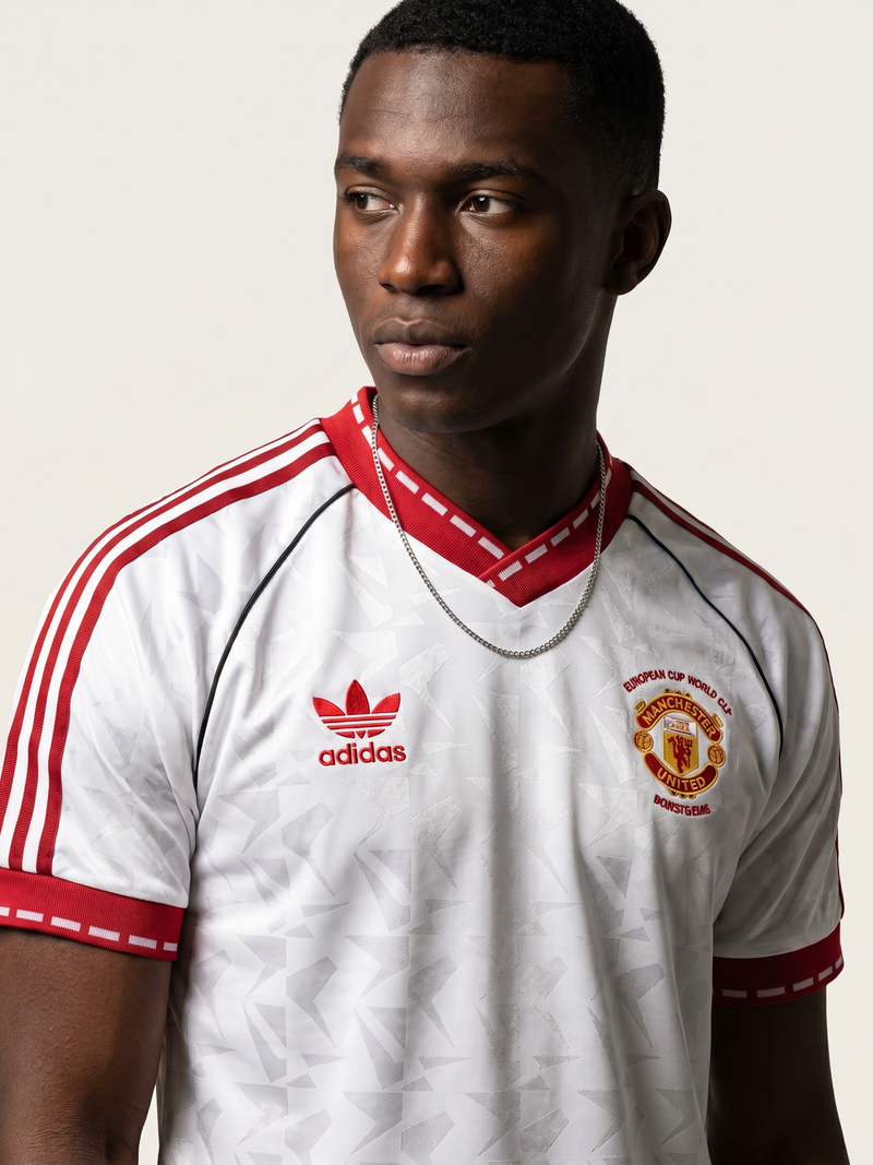 Manchester United Auswärtstrikot Retro 1990/91 – Der weiße Adidas-Klassiker - Image 3