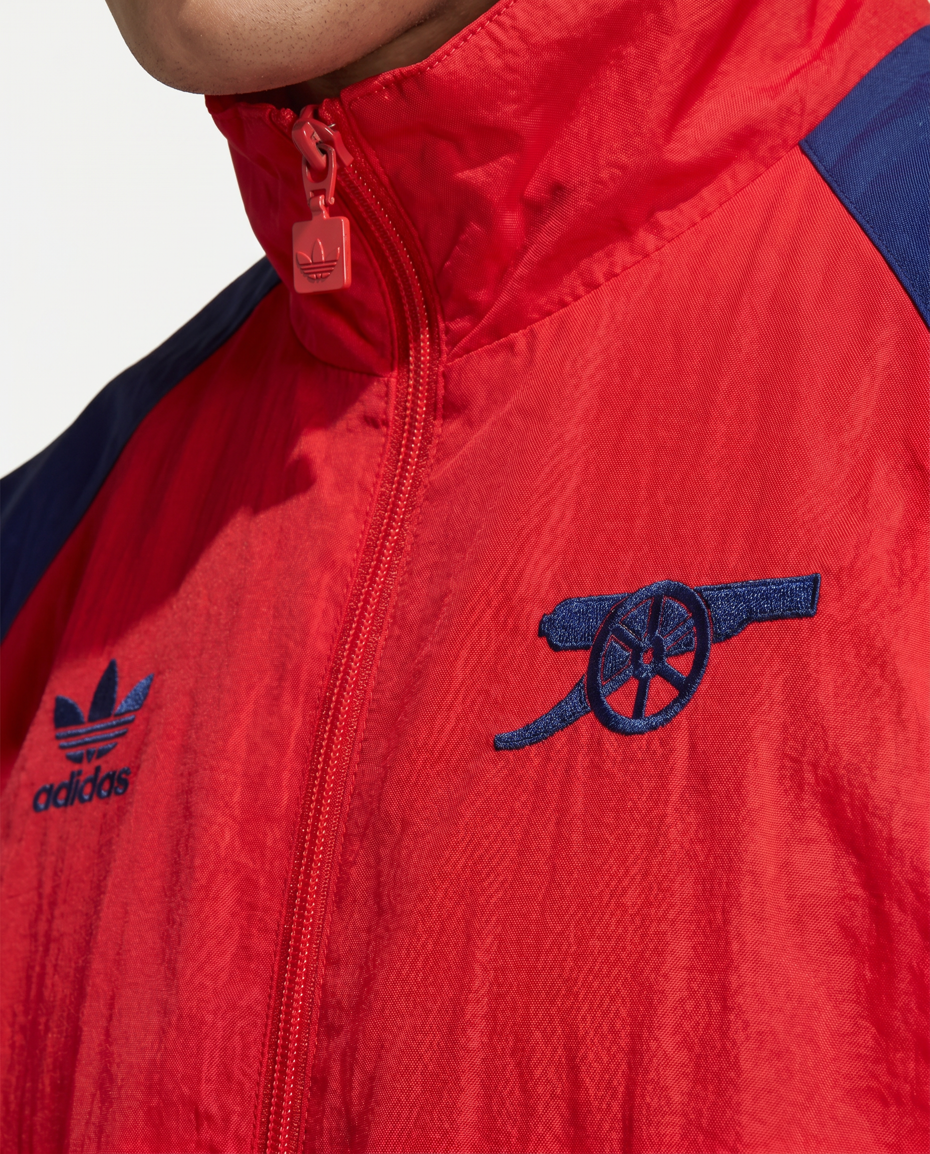 Arsenal Retro Track Jacket - Red & Navy Legends Edition - Gallery 3