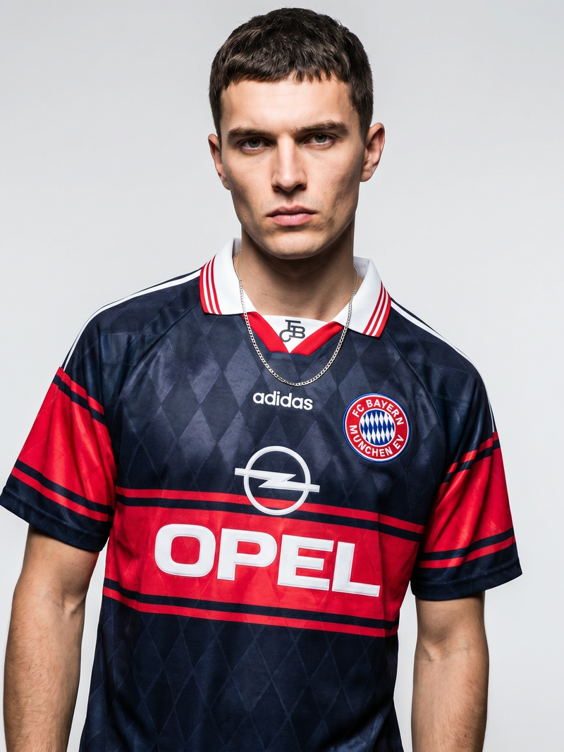 Bayern Munich 97/99 Away Retro — The Bavarian Dark Classic - Image 3
