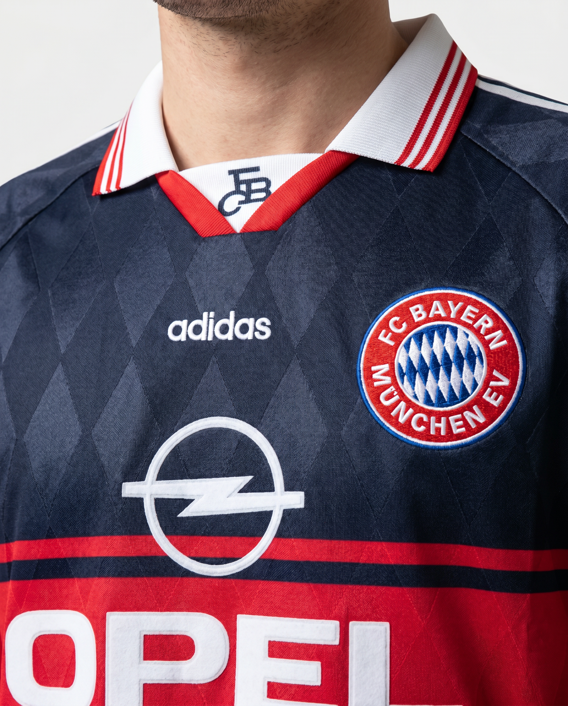 FC Bayern München 97/99 Auswärts Retro – Der dunkle Opel-Klassiker - Gallery 1