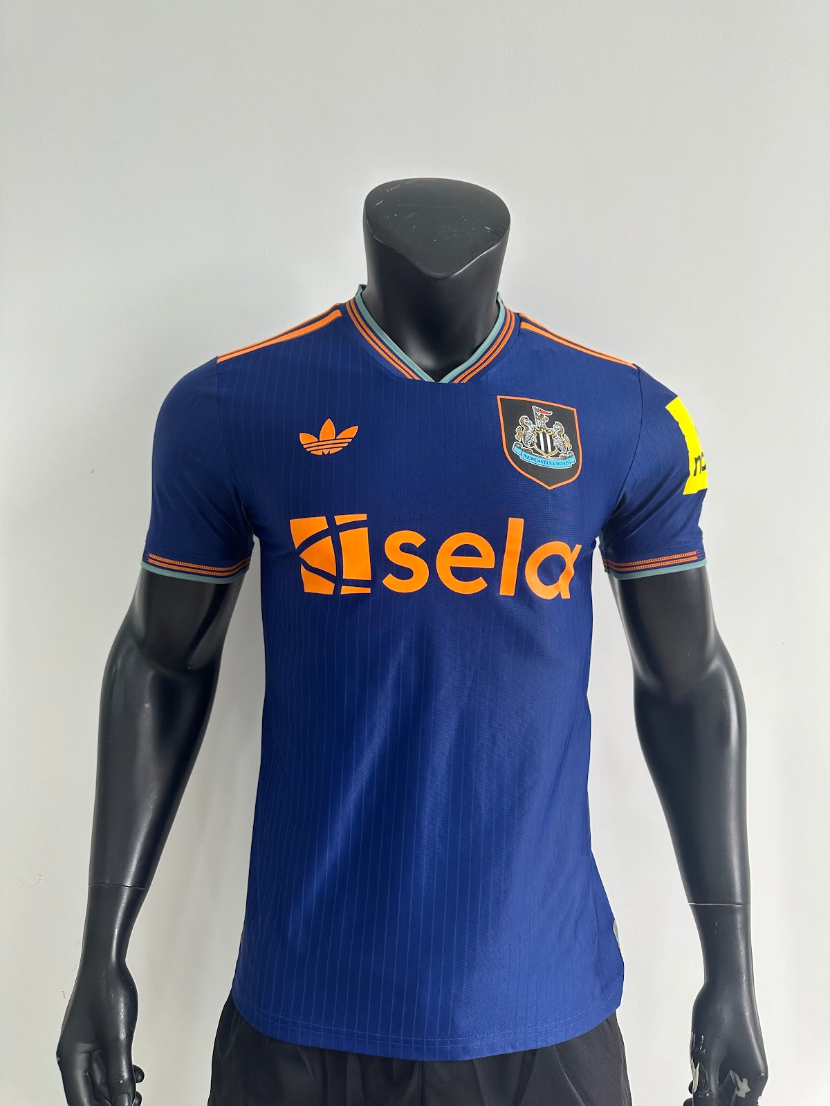 Camiseta de visitante Newcastle 25/26 — Tyneside Stealth - Gallery 2