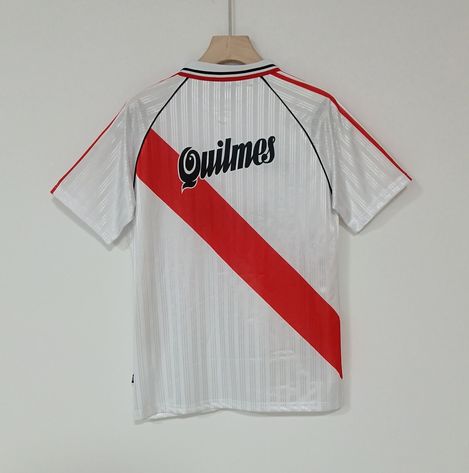 River Plate 95/96 Home Retro — La Banda 90s Classic - Gallery 4