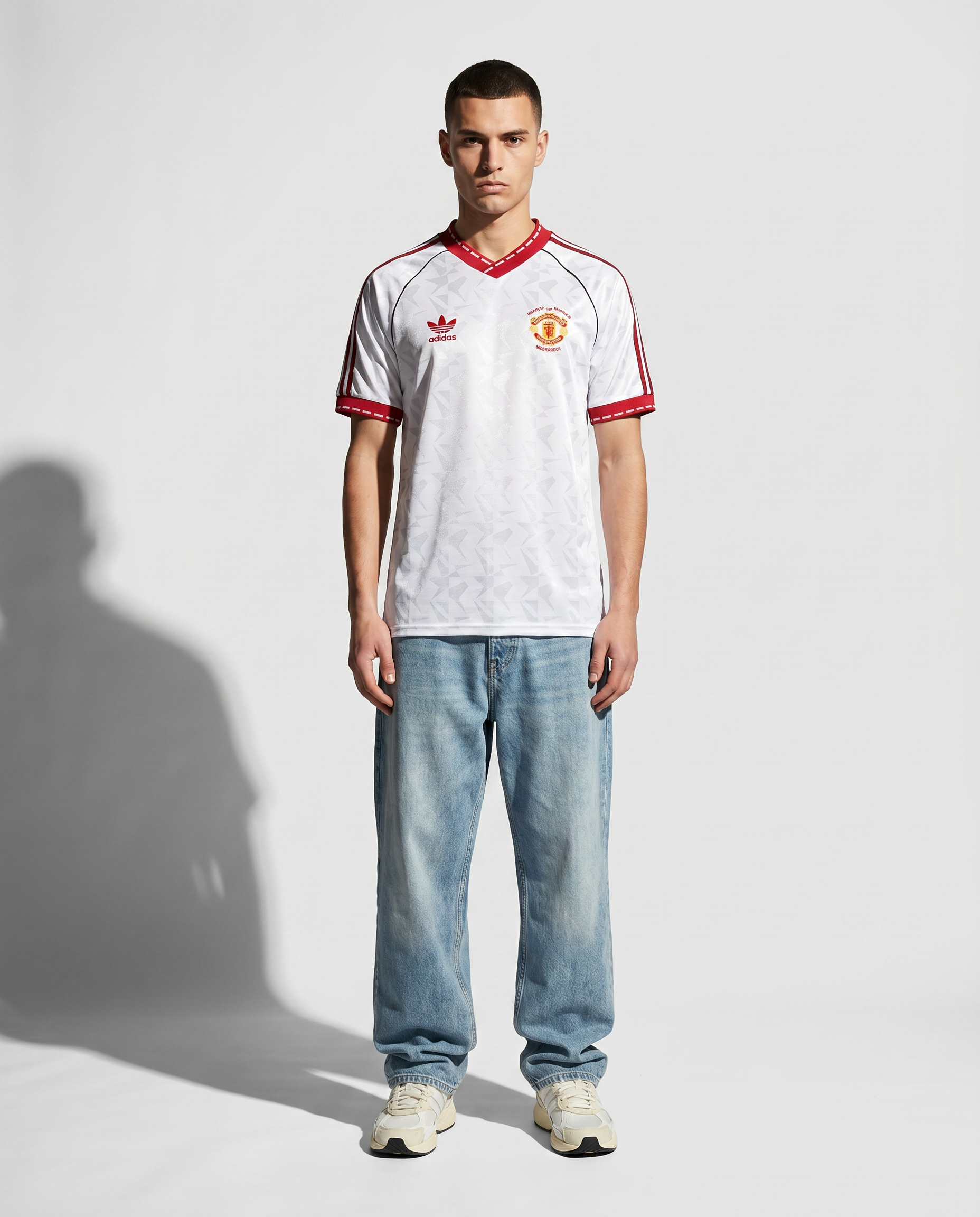 Manchester United Auswärtstrikot Retro 1990/91 – Der weiße Adidas-Klassiker - Gallery 4