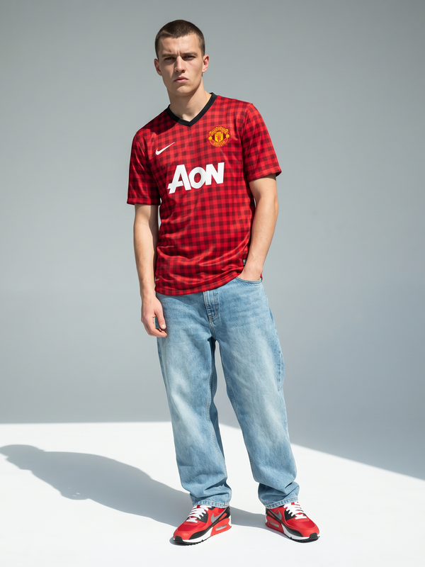 Manchester United 2012/13 Home Retro — The Final Title Era