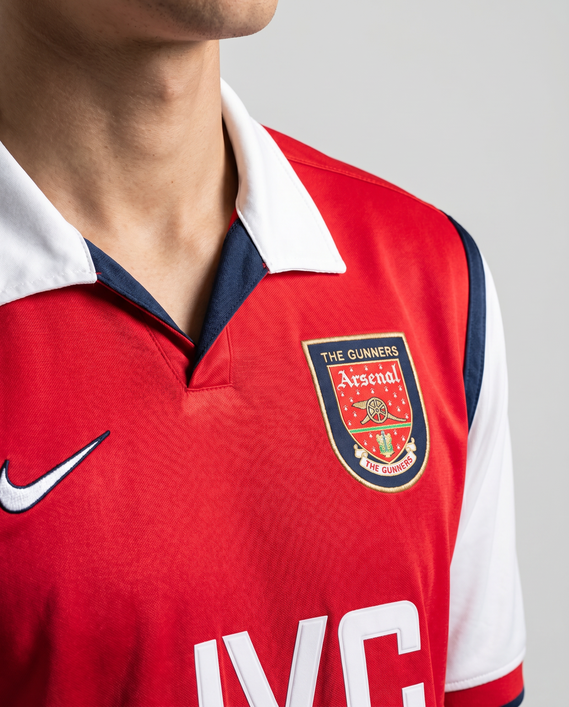 Arsenal 98/99 Home Retro — The Double Season in Red & White - Gallery 5