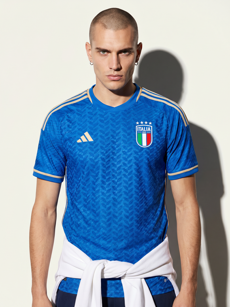 Italien Heimtrikot 24/25 – Azzurri-Blut ist blau - Image 3