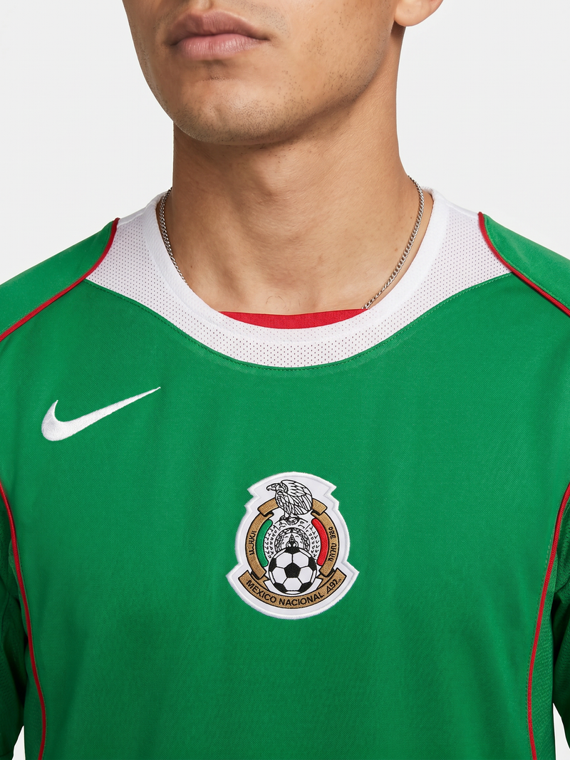 Mexiko 2004 Heim Retro – Die grüne Maschine - Image 1