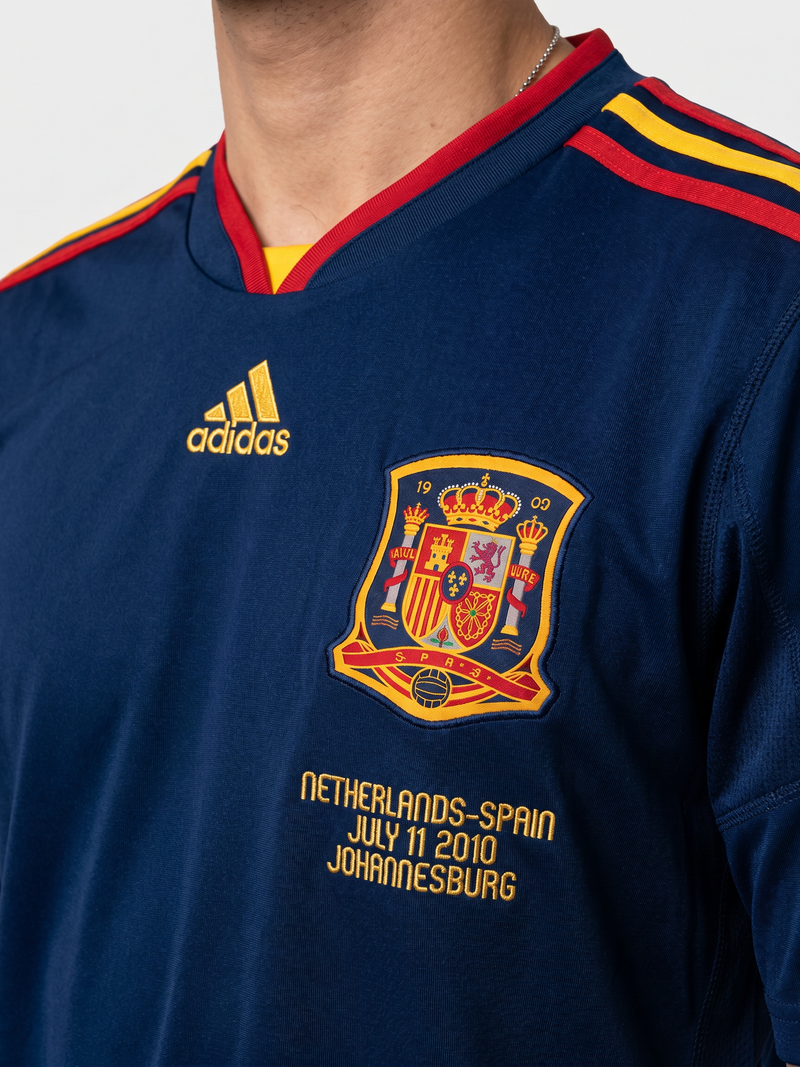 España 2010 Segunda Equipación Retro — Campeones del Mundo Azul Marino - Image 1