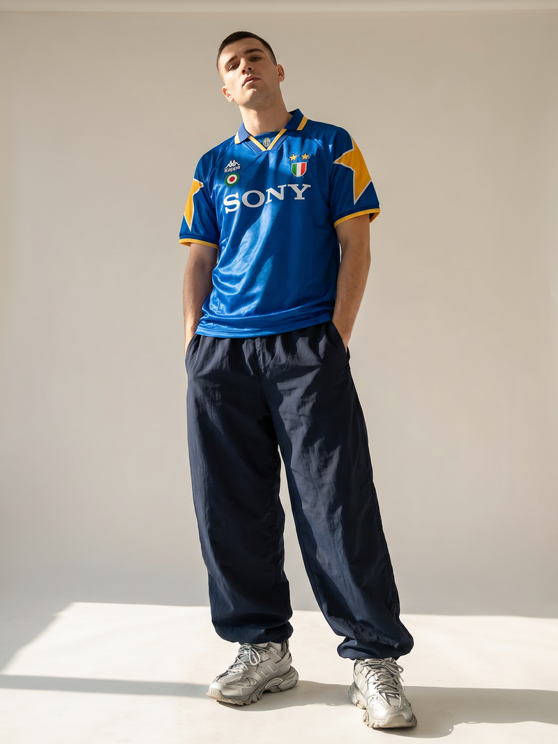 Juventus 95/96 Away Retro — The Bianconeri Blue Classic - Image 1